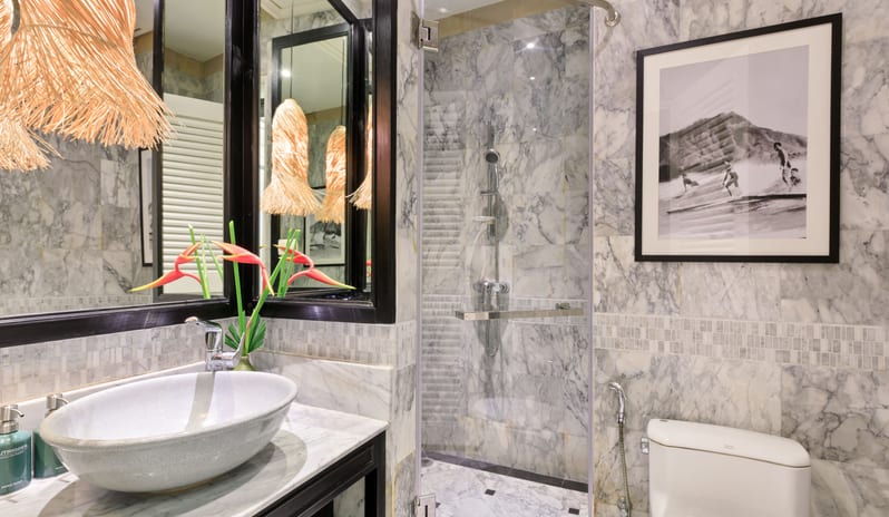 Superior Balcony King Bathroom