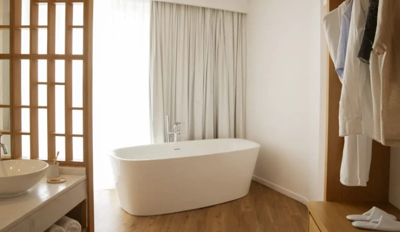 Ivory Junior Suite