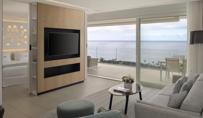 One Bedroom Deluxe Suite