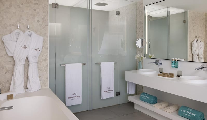 One Bedroom Deluxe Suite