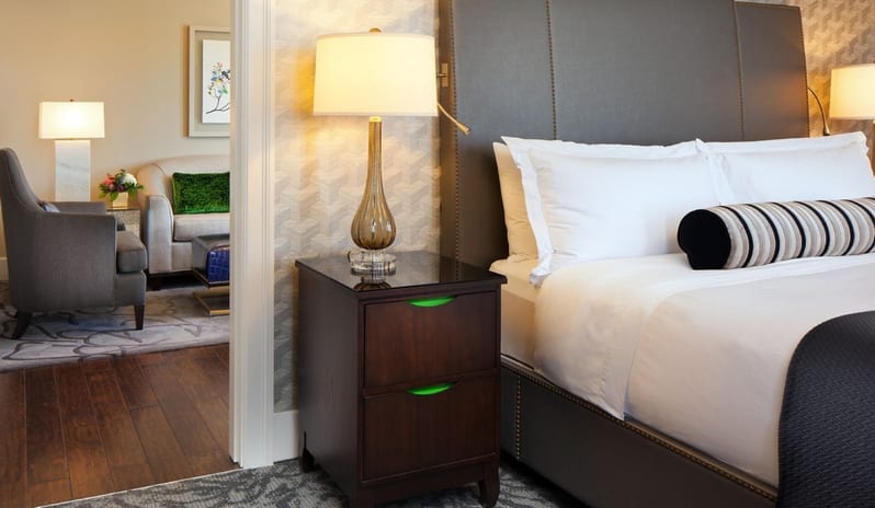 Suite, 2 Queen(s), Sofa bed