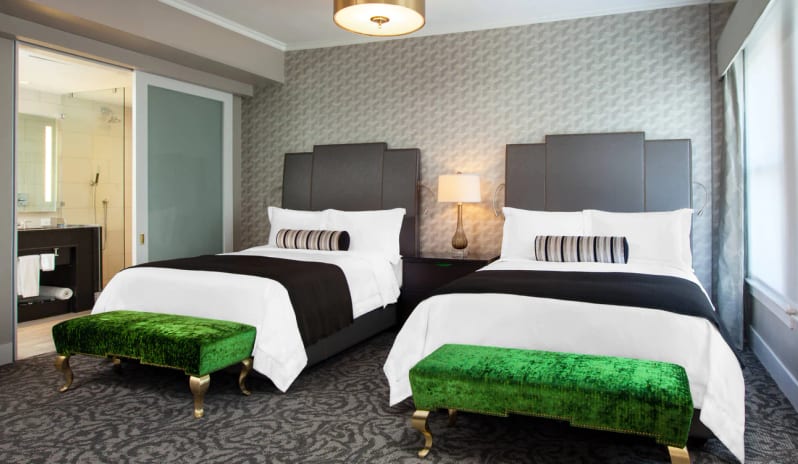 Guest room, 2 Queen(s), Garden view