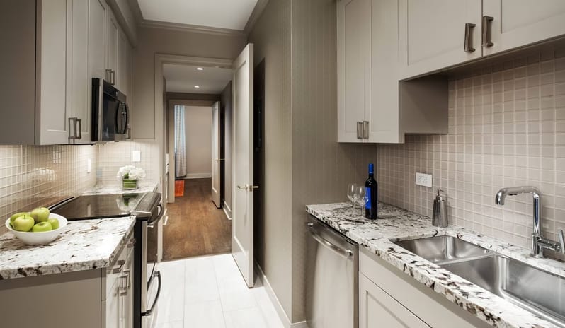 3 Bedroom Presidential Suite Kitchen