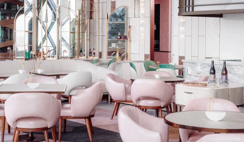 middle-east-holidays-dubai-one-only-royal-mirage-residence-spa-hotel -la-dame-de-pic