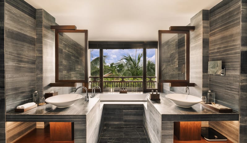 Terrace Room, Bathroom