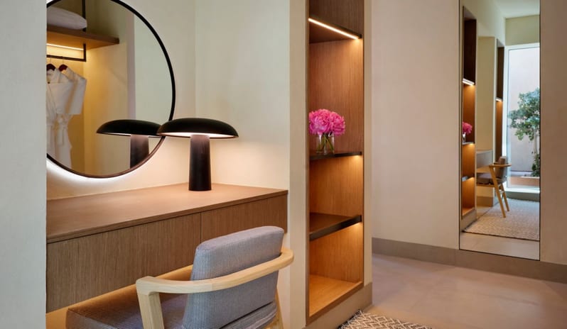 Signature Sunset Pool Villa, Walk-in Wardrobe