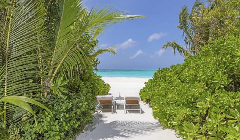 Deluxe Beach Villa