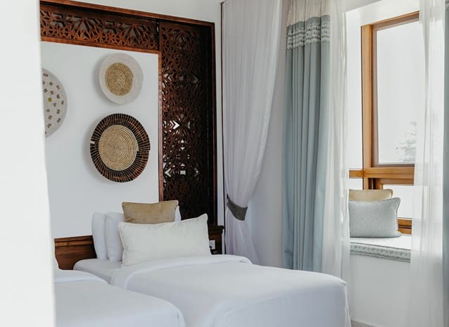 Interconnecting Family Room, Twin Beds