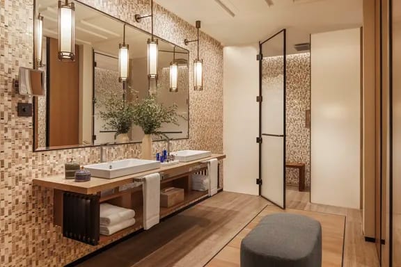 middle-east-holidays-dubai-one-only-royal-mirage-residence-spa-hotel - sanctuary-suite-bathroom