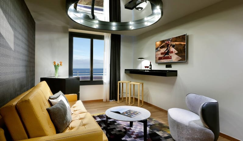 Rock Suite Gold, Living Room