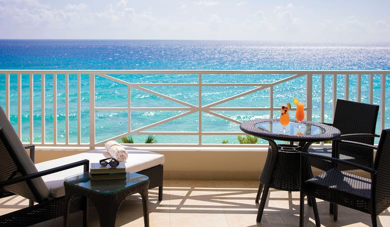 Luxury One Bedroom Oceanfront Suite, View