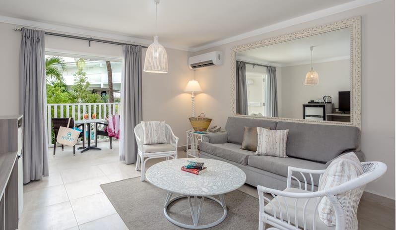 Deluxe Signature Room, Living Area