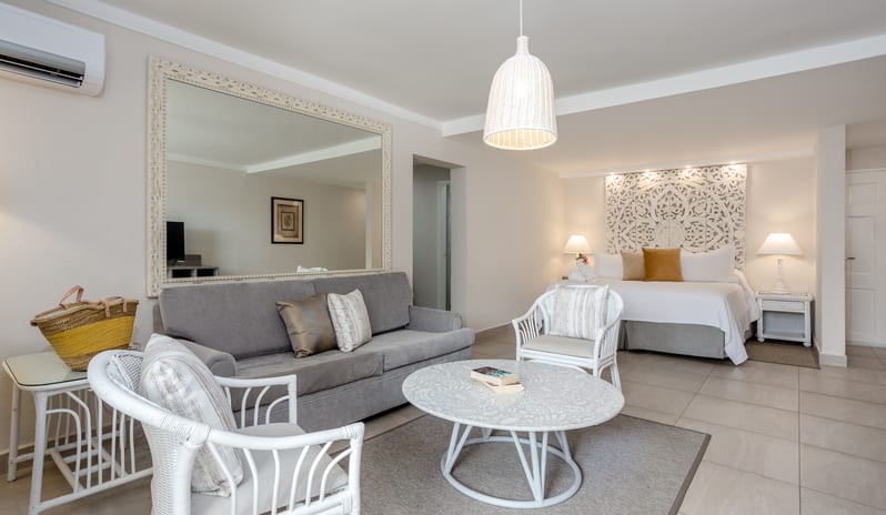 Deluxe Signature Room, Signature Room