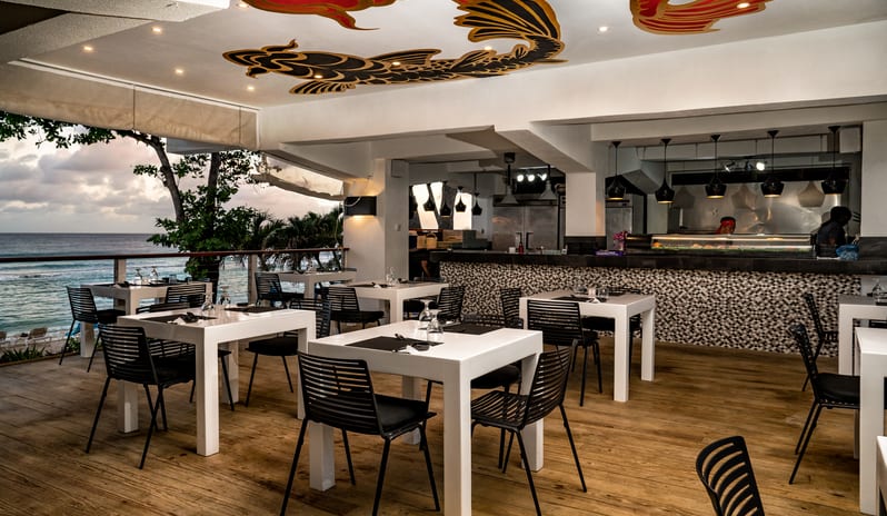 UMI, Restaurant ocean view