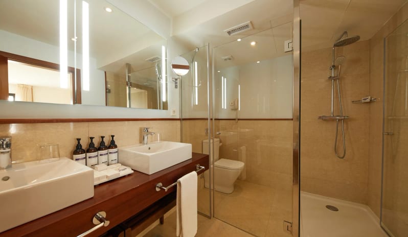 Preferred Club Master Suite Frontal Sea View, Bathroom