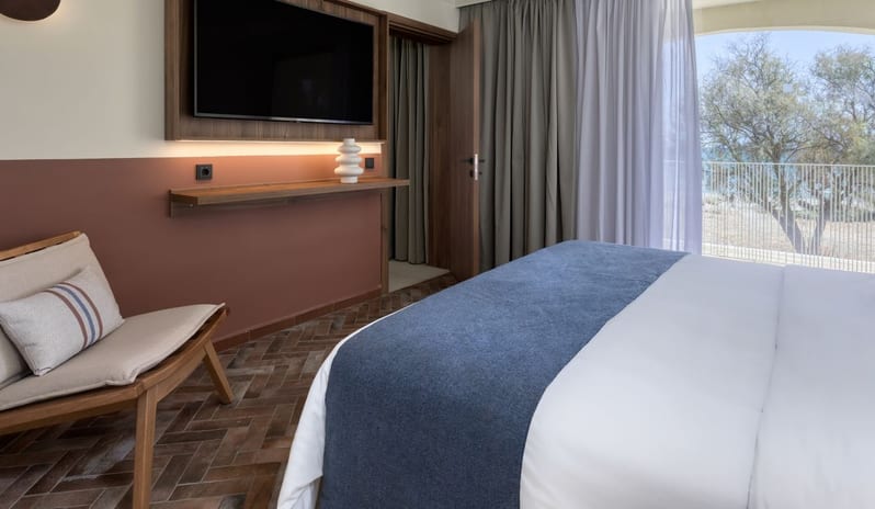 Sapphire Cozy Suite, Bedroom
