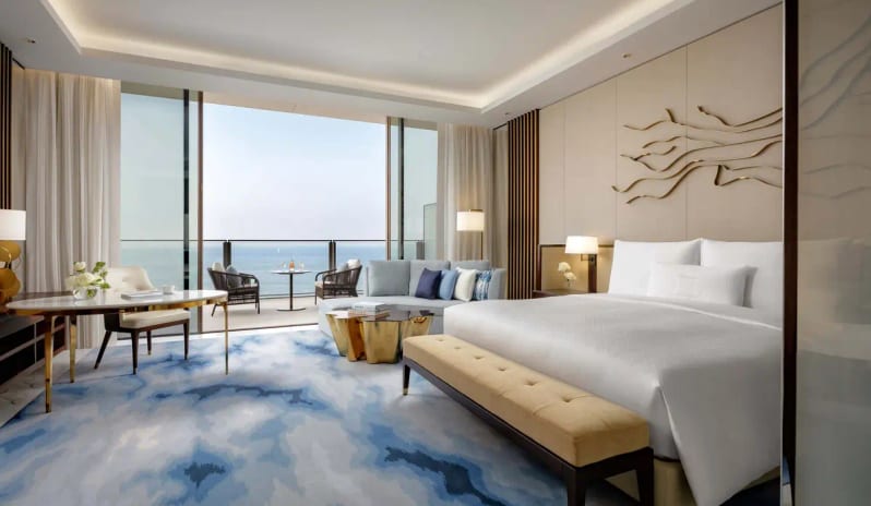 Royal Club King Sea View Bedroom