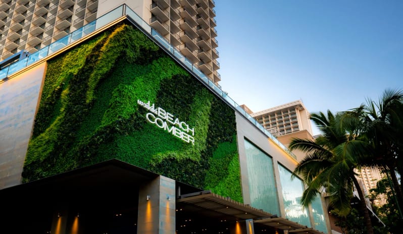 Outrigger Waikiki Beachcomber Hotel, Exterior