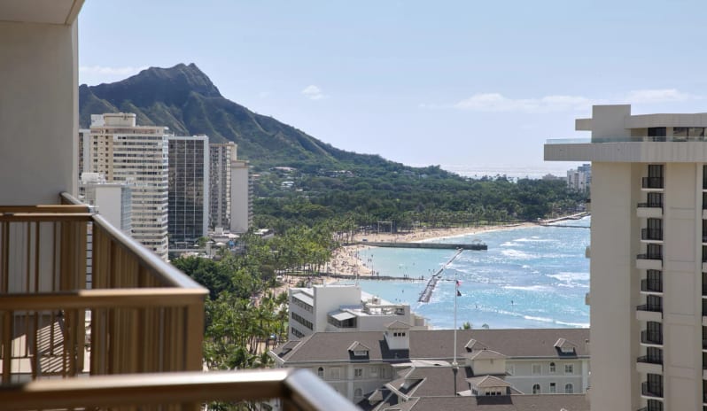 Deluxe Ocean View 1 King Bed, Balcony View