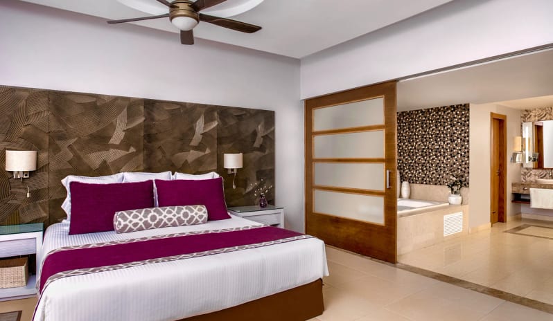 Preferred Club Master Suite Ocean Front, King