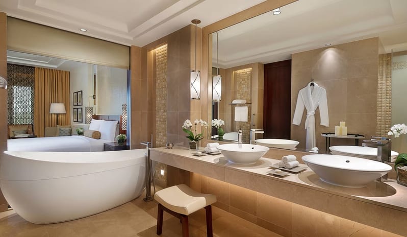 Club Garden King, Bathroom