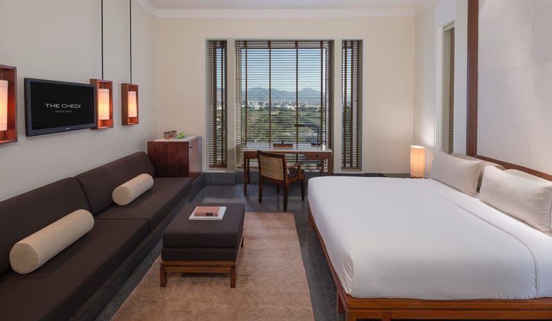 CMU-Room-Serai-Room-Mountain-View