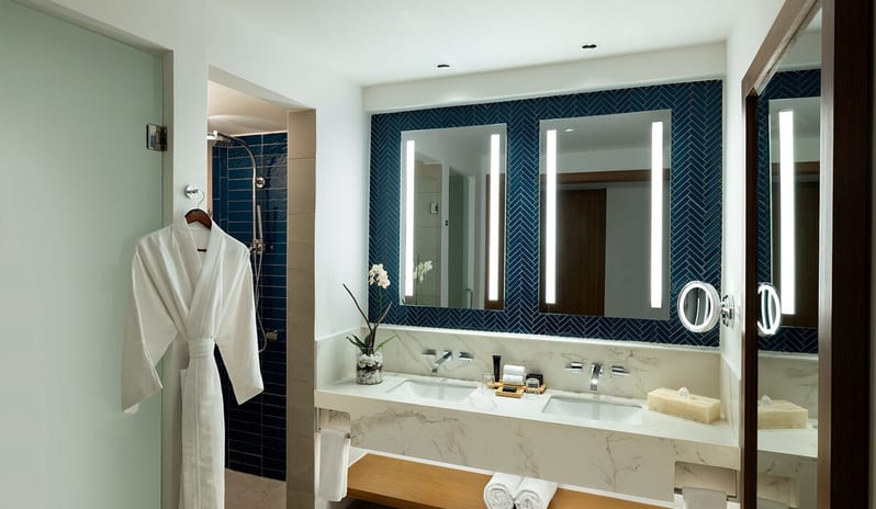 Islander Junior Suite Classic King, Bathroom