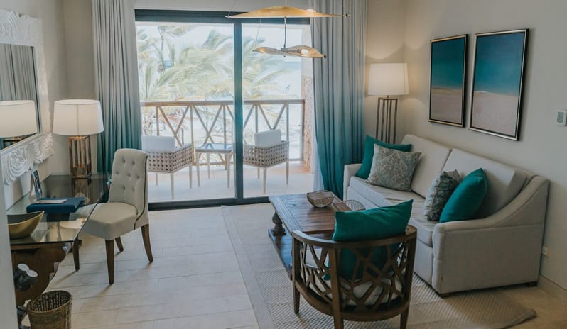 Castle Suite Ocean Front, Living Area