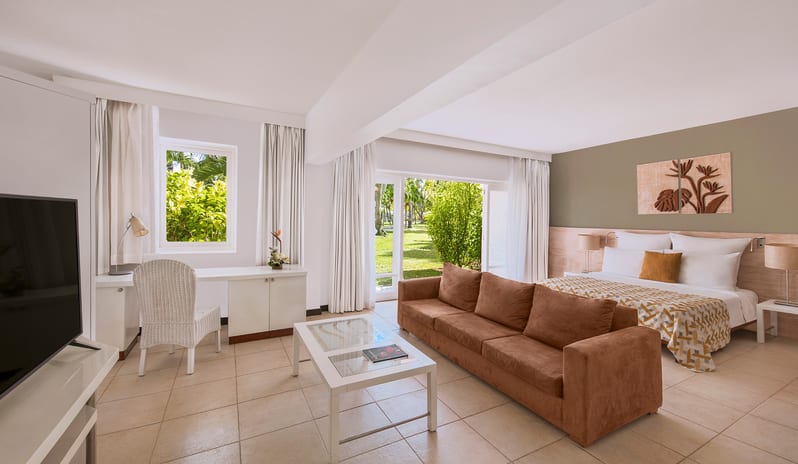 Victoria-Beachcomber---2-Bedroom-Family-Apartment-2