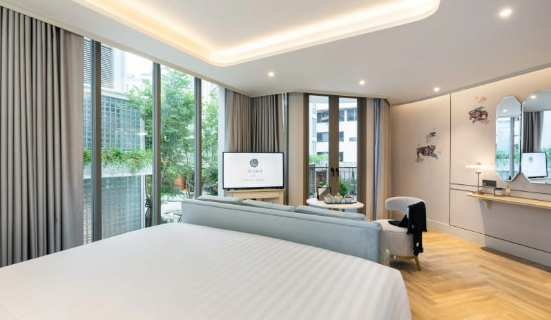 Grand Deluxe Balcony, View