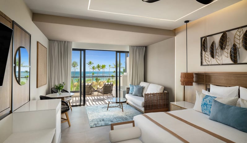 Preferred Club Junior Suite Ocean Front