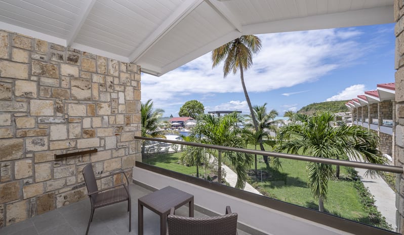 Luxury Garden View Room 2 Queens, Balcony