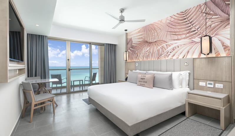 luxury-presidential-beach-front-one-bedroom-suite-dc-6654cecfdc8bc