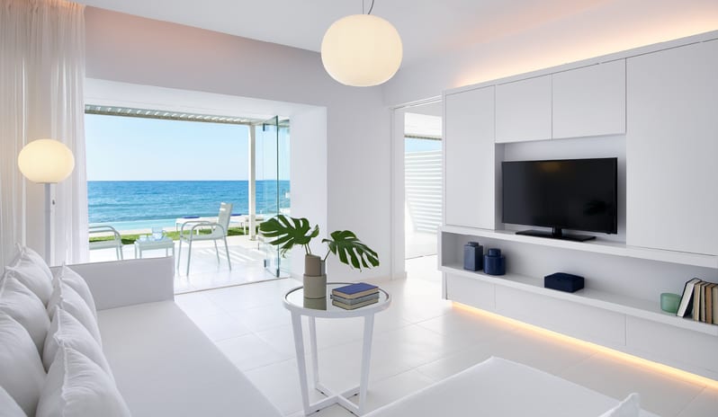 LUX.ME Yali Seafront Suite with Sharing Pool