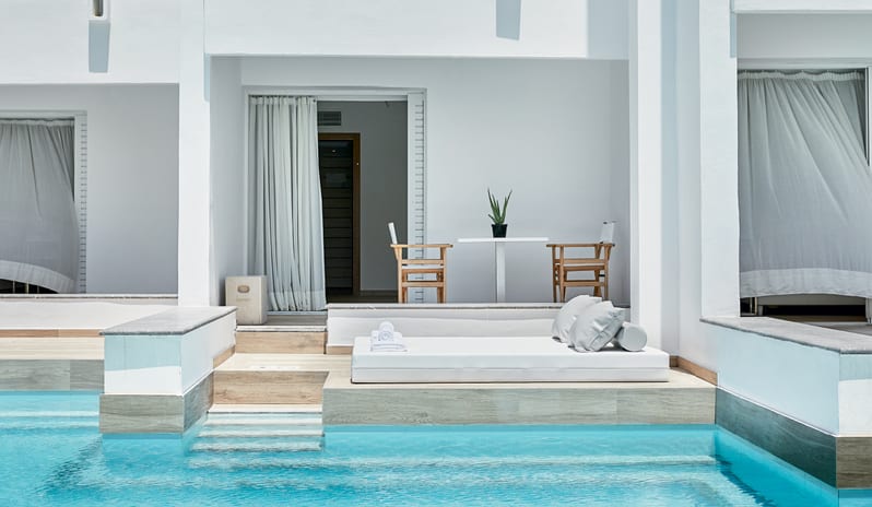 Swim Up Family Guestroom, Pool