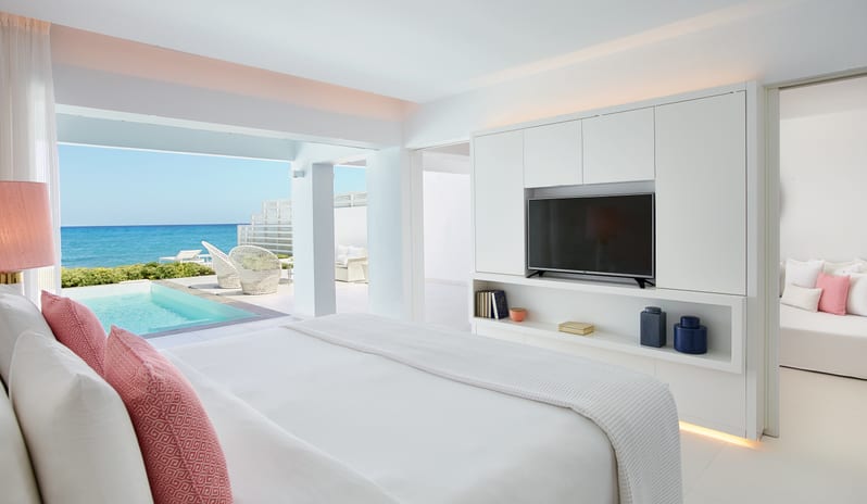 Villa Luxe Yali Seafront with Heated Prive Pool