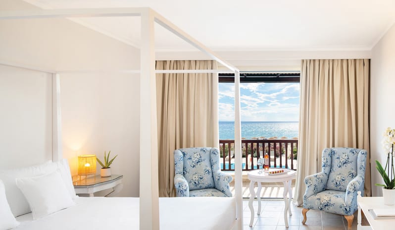 Bungalow 1st Row Sea View