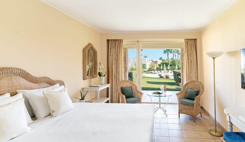 Bungalow Garden View