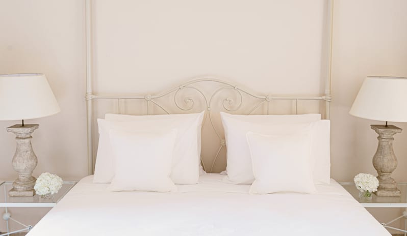 Petit Family Room, Bed