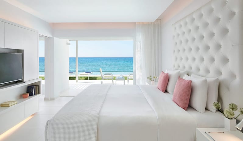 LUX.ME Yali Seafront Suite with Sharing Pool, Bedroom