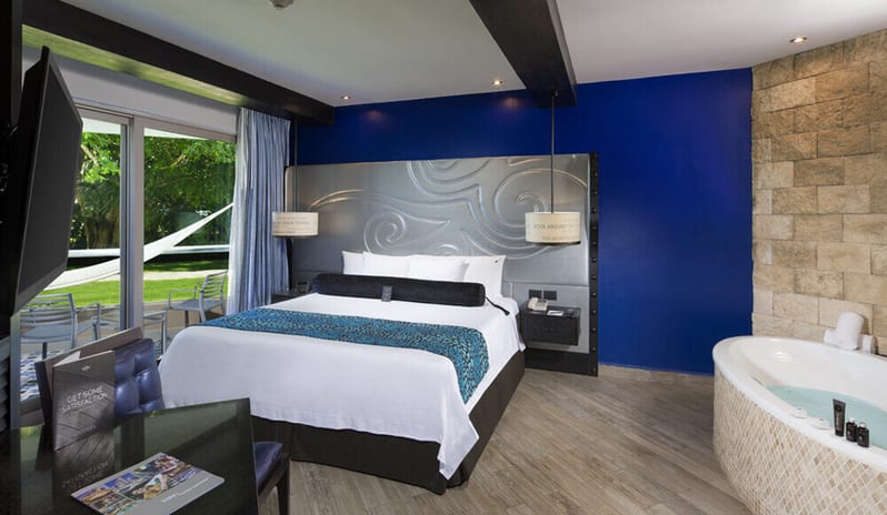 Deluxe Partial Ocean View Double