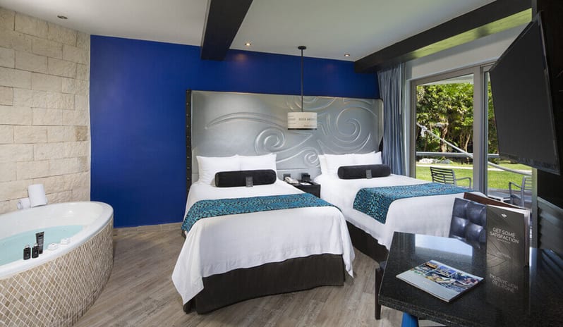 Deluxe Partial Ocean View Double, Beds