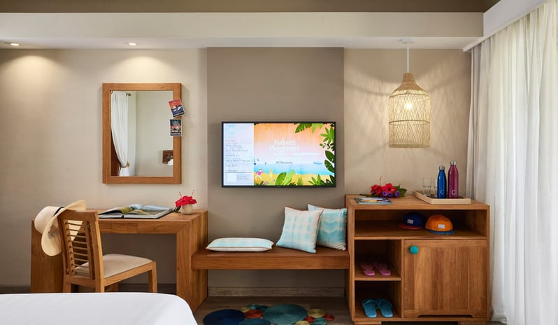 Prestige Beach Front Rooms, TV