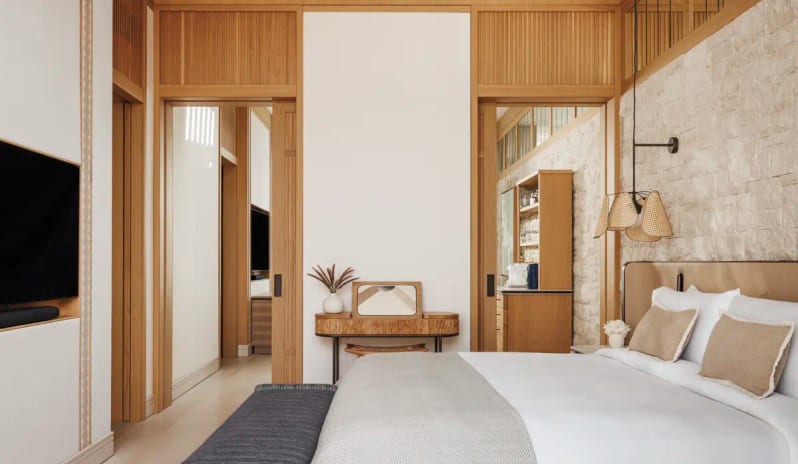 One Bedroom Epos Suite