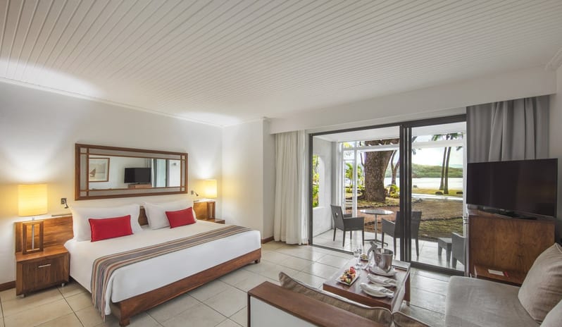 Superior Ground Floor, Overview