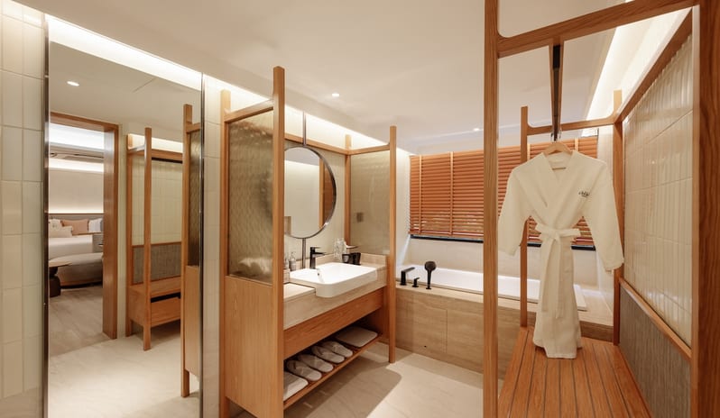 Premier-Plus-with-Bathtub5