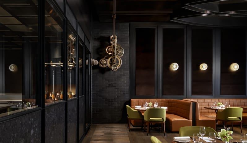 Dinner, Interior