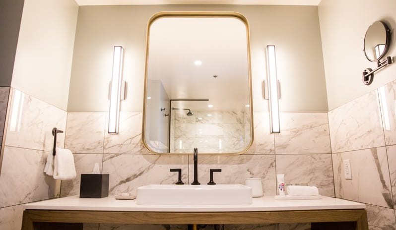 Noelle Hotel Nashville - Classic King Bathroom