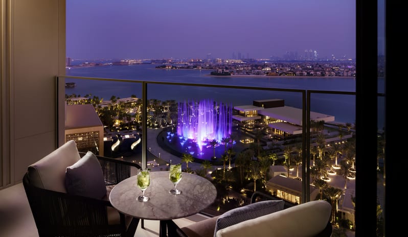middle-east-holidays-dubai-atlantis-the-royal-palmscape-king-room