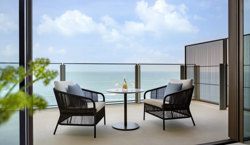 middle-east-holidays-dubai-atlantis-the-royal-seascape-king-room